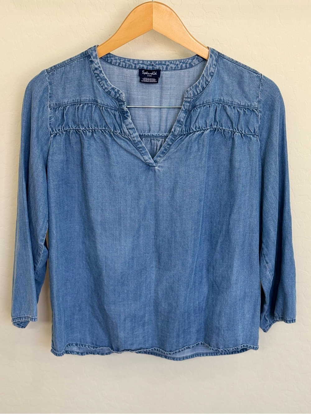 Splendid Blue Chambray V-Neck Lightweight Denim Blouse Top Size Small
